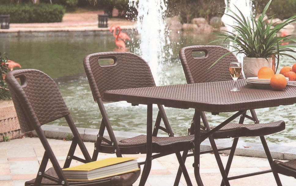 outdoor picnic dining set