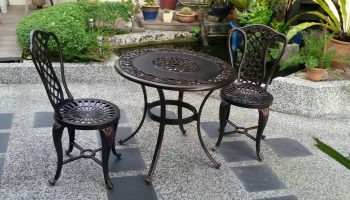 Cast Aluminum Dining