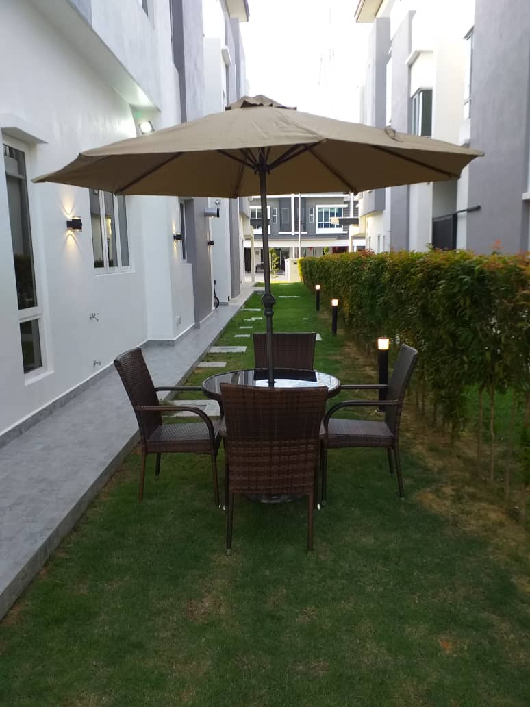 Outdoor Furniture Supplier Malaysia, Where to Buy Parasols in Malaysia