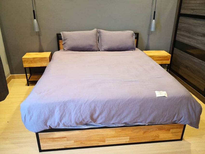 custom made beds